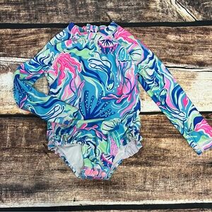 Colorful Kids Swim suit by Tommy Bahama is in like new condition size 2T